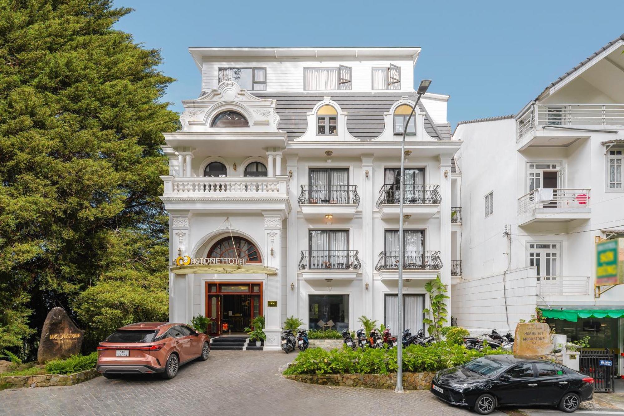Ttr Moonstone Apart Hotel Đà Lạt Exterior foto